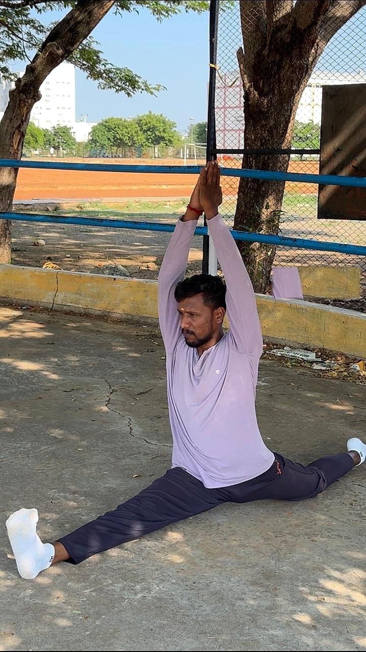 Full Ground Splits Mobility